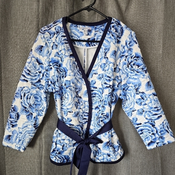 Isaac Mizrahi Live! Large Womens Floral Belted Quilt Jacket Blue Kimono QVC 1672 - Picture 1 of 5